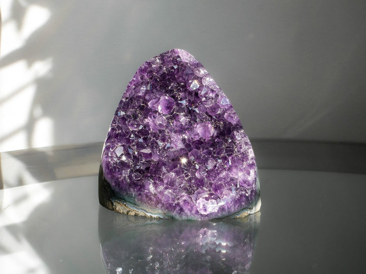 High Quality Uruguayan Amethyst Cut Base