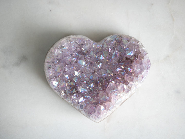 Aura Amethyst Heart (Medium)