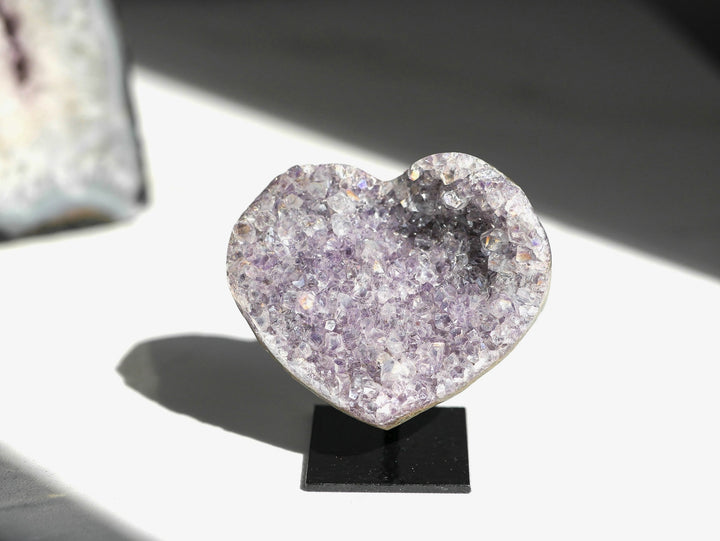 Aura Amethyst Heart on Stand