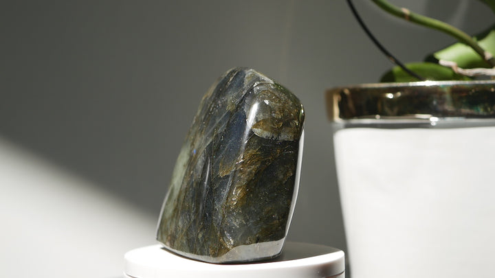 Premium Flashy Purple Labradorite Free Form | Intuition &amp; Transformation